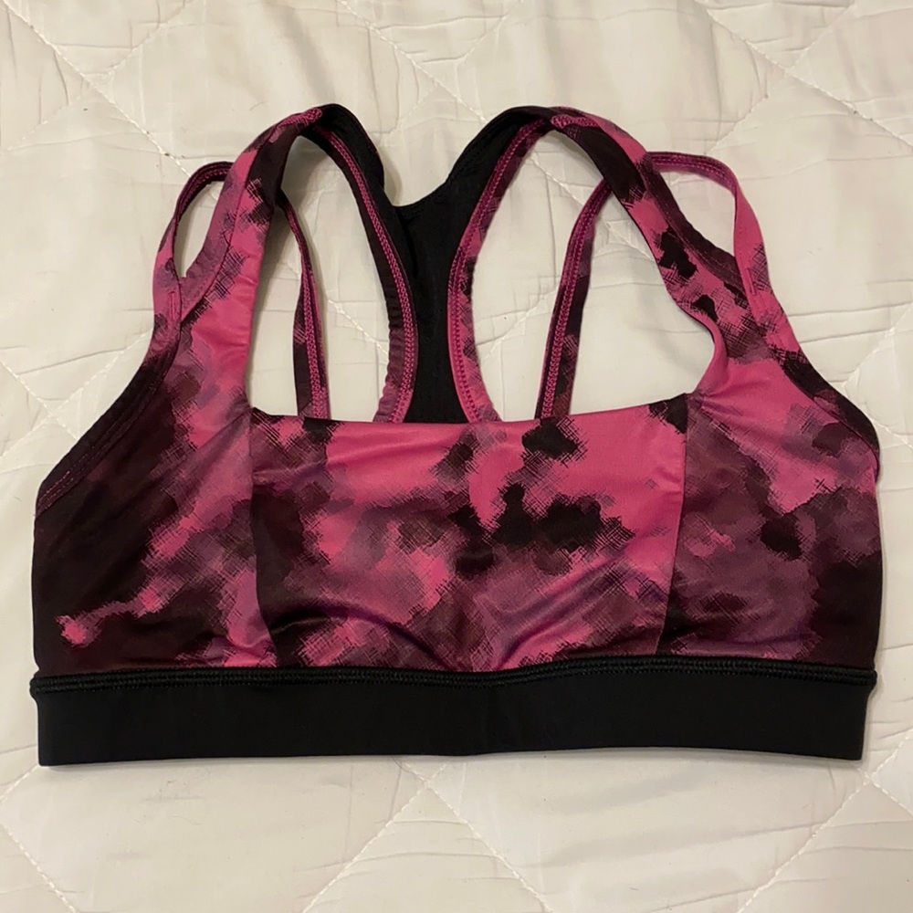 Lulu Lemon Sports Bra size 6